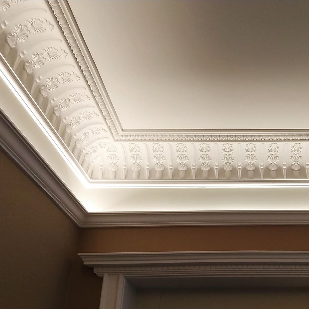 Klasszikus díszléc rejtett LED világítással